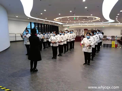 江城清洗襄陽(yáng)圖書館項(xiàng)目開展保潔技能大比拼活動(dòng)