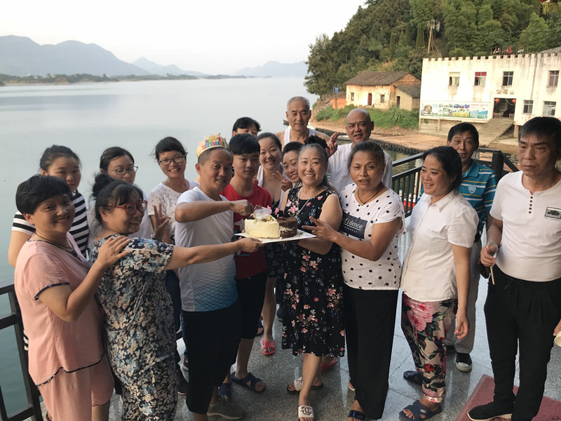 我們的江城清洗團(tuán)隊(duì)，我們的團(tuán)建