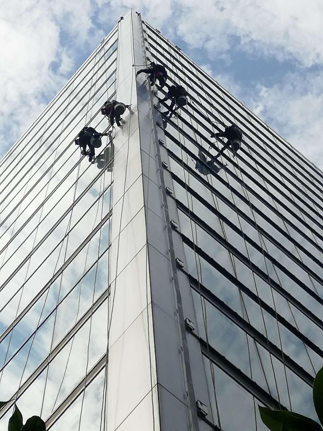 武漢外墻清洗——武漢規(guī)劃研究院案例